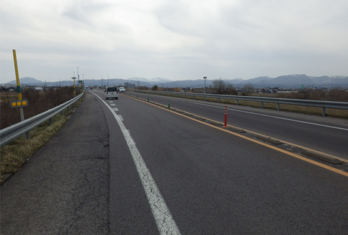 一般国道５号　七飯町　上藤城防護柵設置外一連工事 着工前